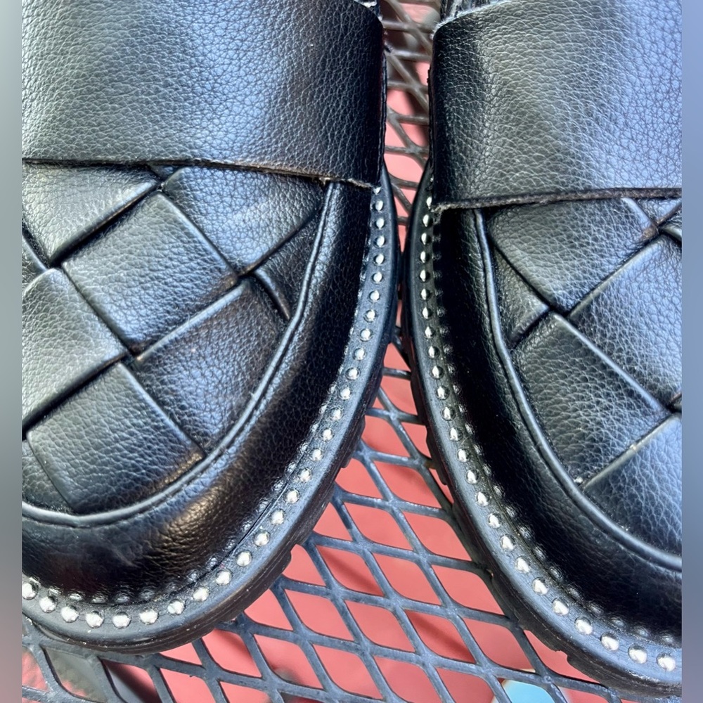 DV by Dolce Vita Women's Black Woven Loafers - Picture 5 of 7